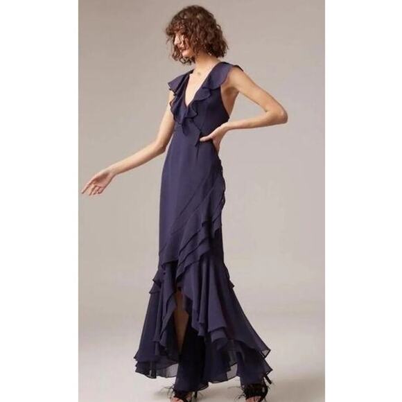 C/MEO COLLECTIVE Be About You Navy V-Neckline Long Gown Dress Size Medium - Picture 1 of 15